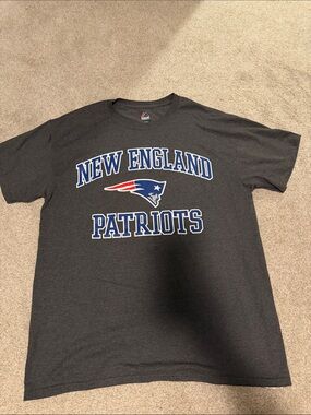 Majestic Navy, Red & White New England Patriots Graphic Tee